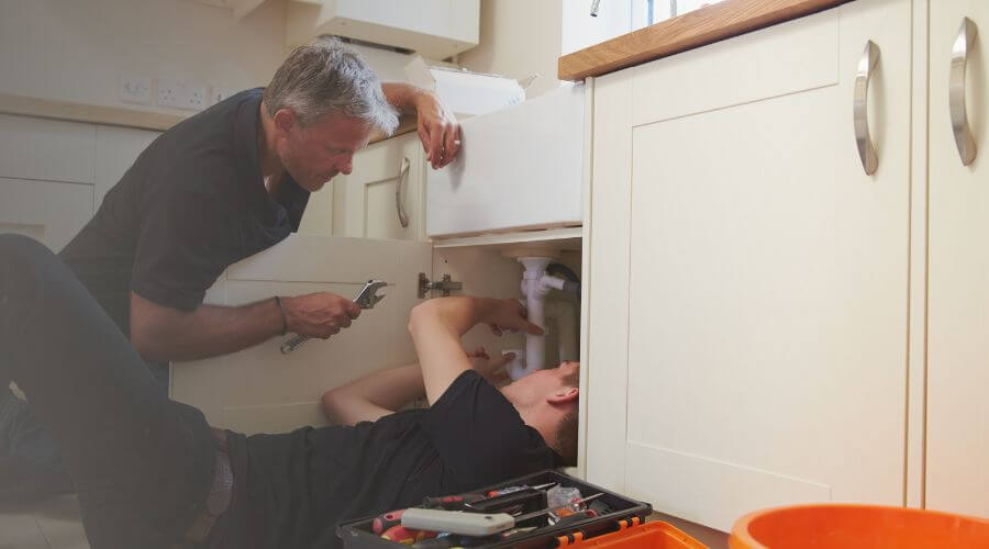 Professional burst pipe repair services in North Zulch, TX